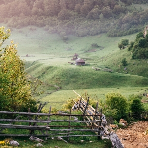 The magic land of Fundatura Ponorului