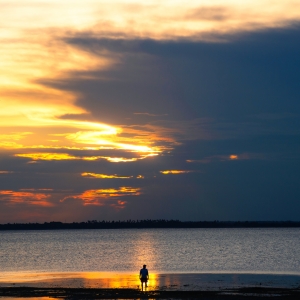 Omul de pe plaja - Insula Zanzibar